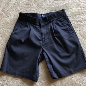 Dockers Relaxed fit pleated black shorts size 32